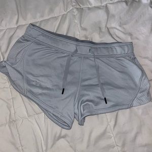 grey under armour shorts